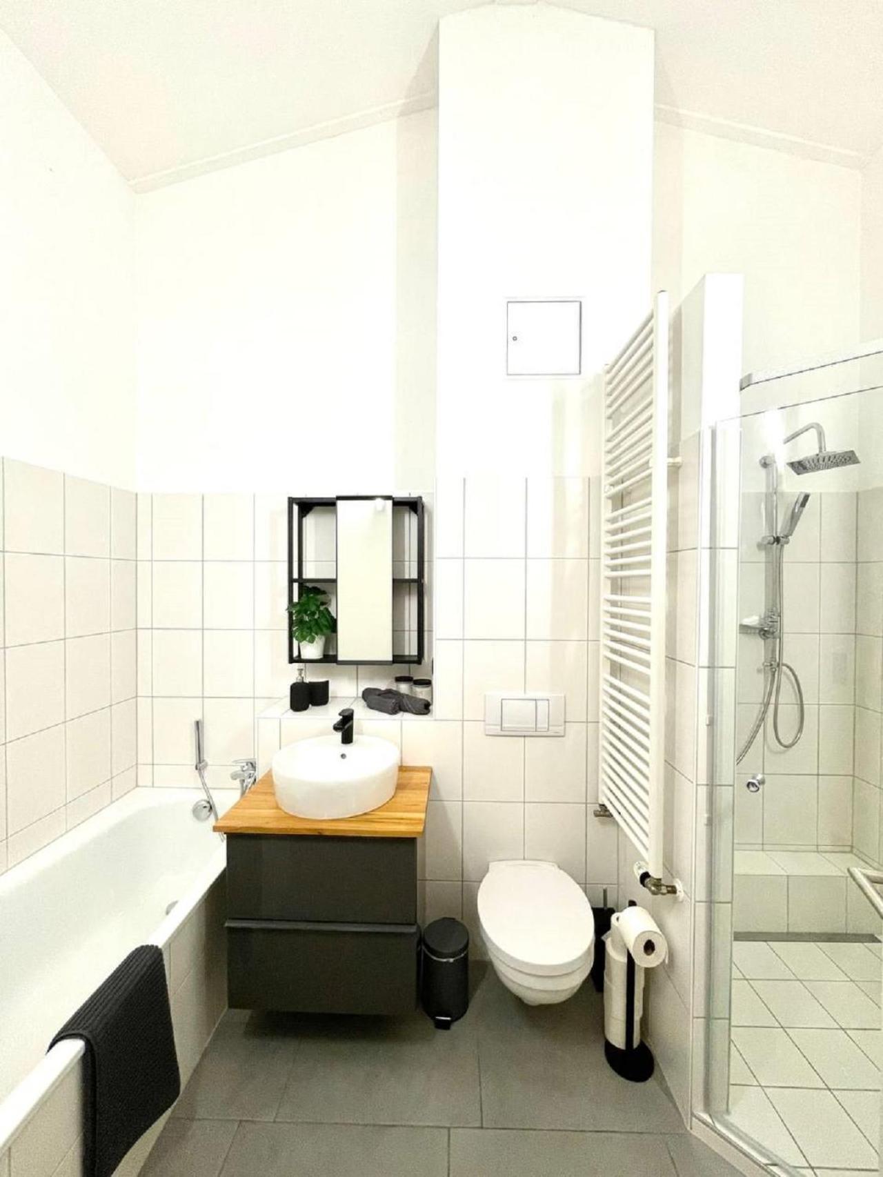 Geraeumiges Ferienhaus In Koblenz Coblence Extérieur photo